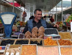 Ритейл может лишится дешевой рабочей силы из Таджикистана
