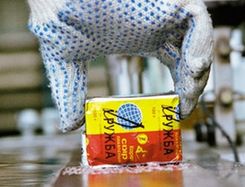 Любимый агрохолдинг Лужкова банкротит производителя сырков «Карат»