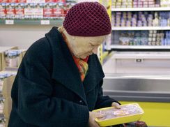 Около 300 соцмагазинов и служб быта откроют в центре Москвы в 2012 году