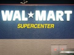 Ожидание Wal-Mart в России поддержит бумаги «О’кей»