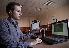 В качестве дауншифтера Денис Данилов объехал весь мир, но запускать свой первый стартап отправился в Екатеринбург. Фото: Владислав Лоншаков/ Коммерсантъ