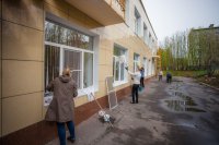 Команда "Евророс" провела субботник на территории Специализированного Дома ребенка. ФОТО