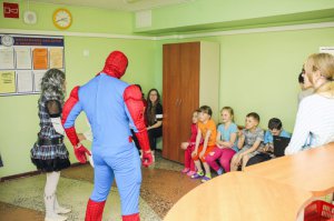 Компания "Евророс" подарила яркий праздник маленьким пациентам детской городской больницы г. Мурманска. ФОТО