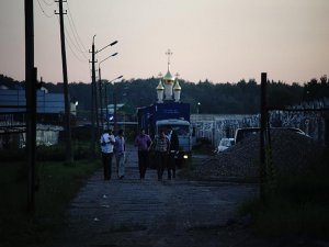 Еда на убой: как уничтожали продукты в годовщину эмбарго