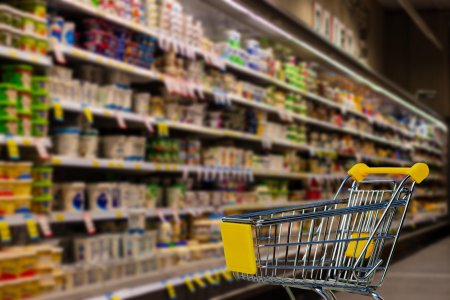 Названы самые популярные у россиян продукты в магазине